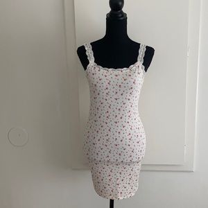 Ribbed Floral Dress • M • Forever 21